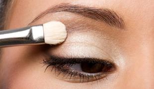 Lepotni nasvet: trik za optično večje oči