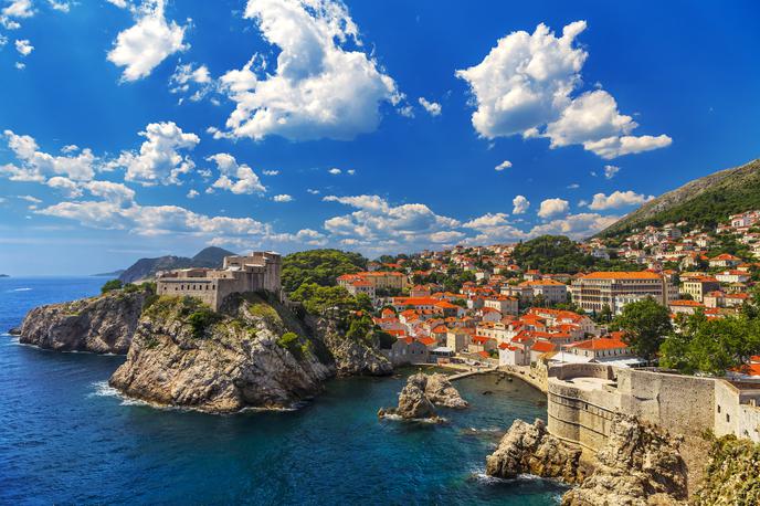 Dubrovnik | Če ne bi bilo nobenih omejitev, bi tretjina Slovencev letošnji poletni dopust preživela na Hrvaškem. | Foto Getty Images