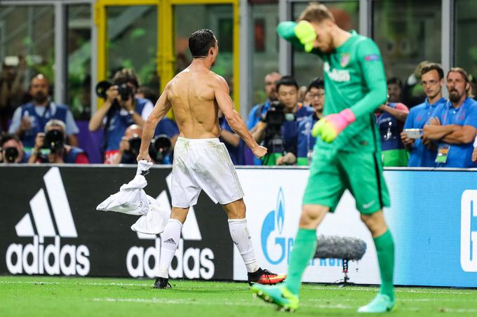 Tako se je Cristiano Ronaldo razveselil zadetka z bele točke, ko je leta 2016 v Milanu premagal Jana Oblaka in postal evropski prvak z Realom. | Foto: Vid Ponikvar