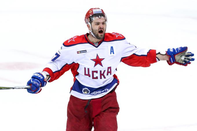 Aleksander Radulov je imel po pisanju medijev čez lužo previsoka finančna pričakovanja, ki jih NHL-ovci ne bodo uresničili, tako da se vrača v ligo KHL. | Foto: Morgan Kristan / Sportida