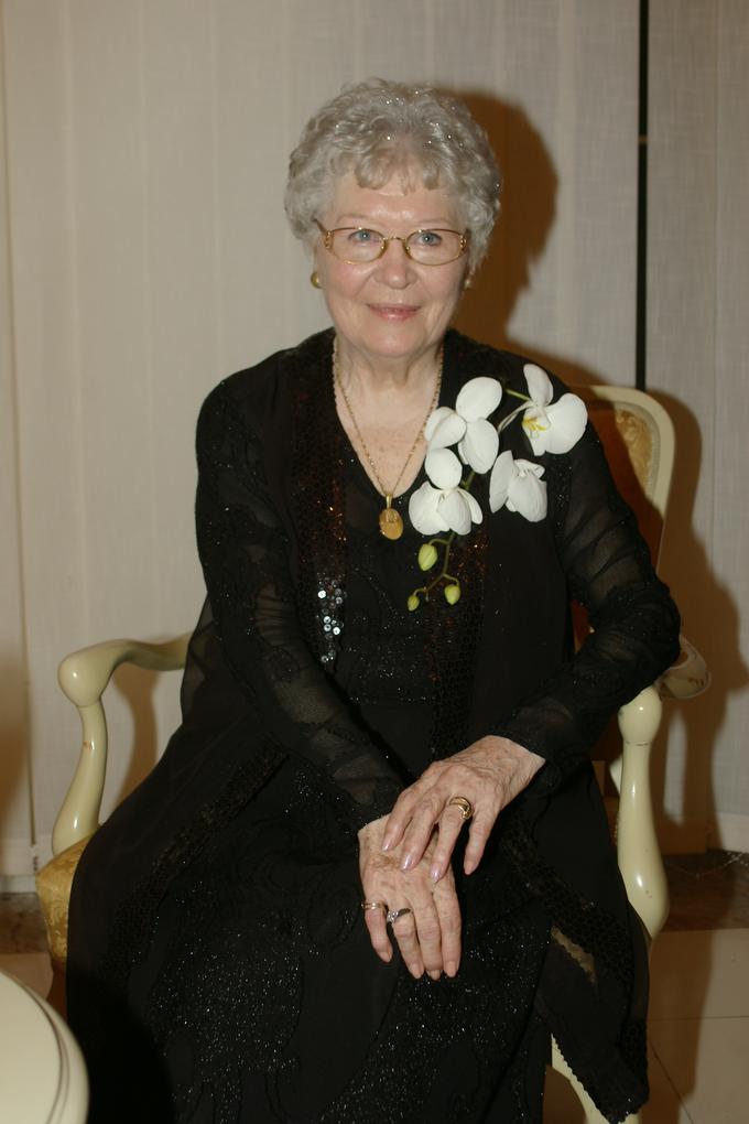 Za svoje delo je prejela številne ugledne domače in tuje nagrade ter priznanja, med drugim nagrado Prešernovega sklada leta 1967, leta 2011 pa najvišje slovensko stanovsko priznanje na področju glasbene umetnosti - Betettovo nagrado. | Foto: STA ,