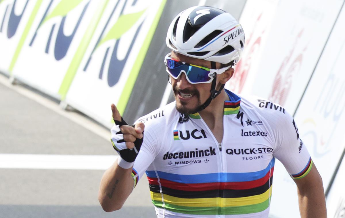 Julian Alaphilippe | Svetovni prvak v cestnem kolesarstvu Julian Alaphilippe bo izpustil letošnje olimpijske igre v Tokiu in se osredotočil na zadnji del sezone, kjer bo kar nekaj vrhuncev. | Foto Guliverimage