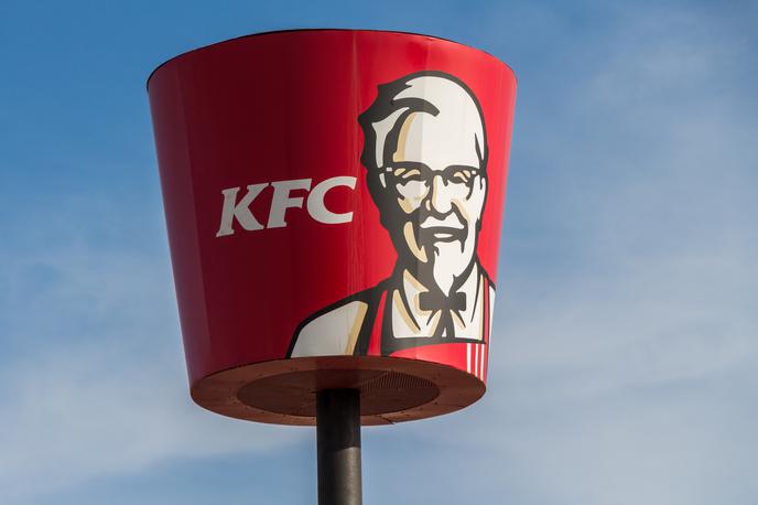 KFC | Po poročanju Dnevnika nameravajo novi lastniki v prihodnjih letih po Sloveniji odpreti 15 restavracij KFC.  | Foto Shutterstock