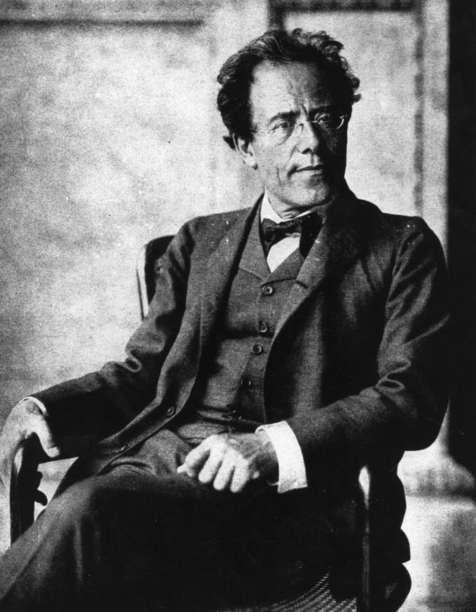 Gustav Mahler, avstrijski skladatelj in dirigent. (7. julij 1860, Kaliště, Avstro-Ogrska, † 18. maj 1911, Dunaj, Avstro-Ogrska) je bil med letoma 1881 in 1882 kot dirigent angažiran v ljubljanskem Deželnem gledališču. Leta 2011 so mu na Dvornem trgu s pogledom na Ljubljanico postavili kip Pesem o zemlji kiparja Bojana Kunaverja, ki je bil velik občudovalec slovitega avstrijskega skladatelja. | Foto: Getty Images