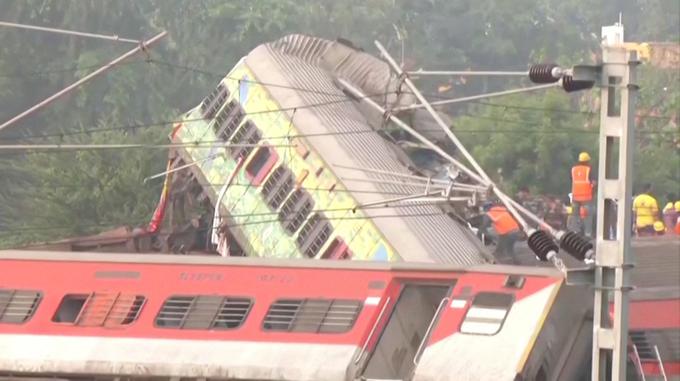 železniška nesreča, Indija | Foto: Reuters