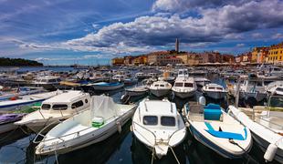 Lastniki plovil na Hrvaškem, pozor: to morate urediti čim prej