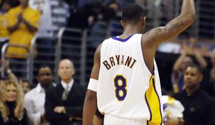 Dražba predmetov Kobeja Bryanta prinesla več kot 200.000 dolarjev