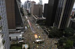 Skoraj milijon Brazilcev protestira proti predsednici