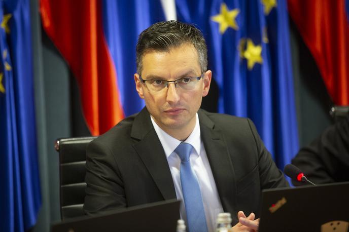 1. seja 13. slovenske vlade. | Nova vlada je na nocojšnji ustanovni seji že imenovala državne sekretarje na večini ministrstev. | Foto Bojan Puhek