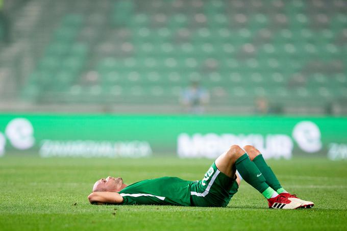 Aris Zarifović je na nedeljskem večnem derbiju staknil poškodbo. | Foto: Urban Urbanc/Sportida