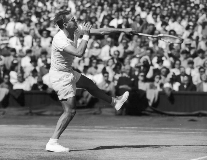 Jaroslav Drobny je med posamezniki dvakrat osvojil OP Francije in enkrat Wimbledon. | Foto: Guliverimage/Getty Images