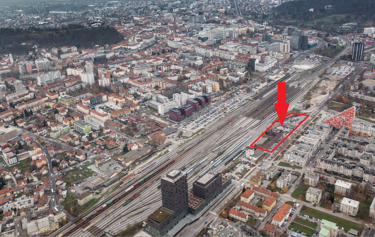 DUTB Vilharjeva | Slovaški vlagatelji na več kot 10 tisoč kvadratnih metrih površin ob Vilharjevi cesti v Ljubljani načrtujejo gradnjo največje poslovne zgradbe v državi. | Foto DUTB