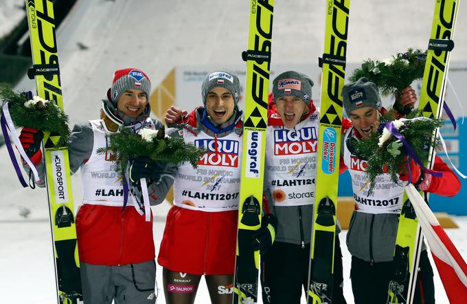 Poljaki se veselijo naslova svetovnih prvakov. | Foto: Reuters