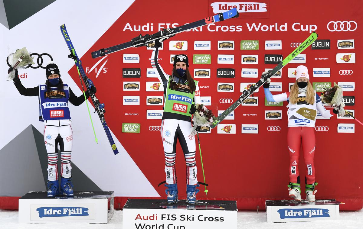 Smucarski Kros Baron Berger Smith | Na zmagovalnem odru so se na Švedskem zvrstile Francozinji in Švicarka. | Foto Reuters