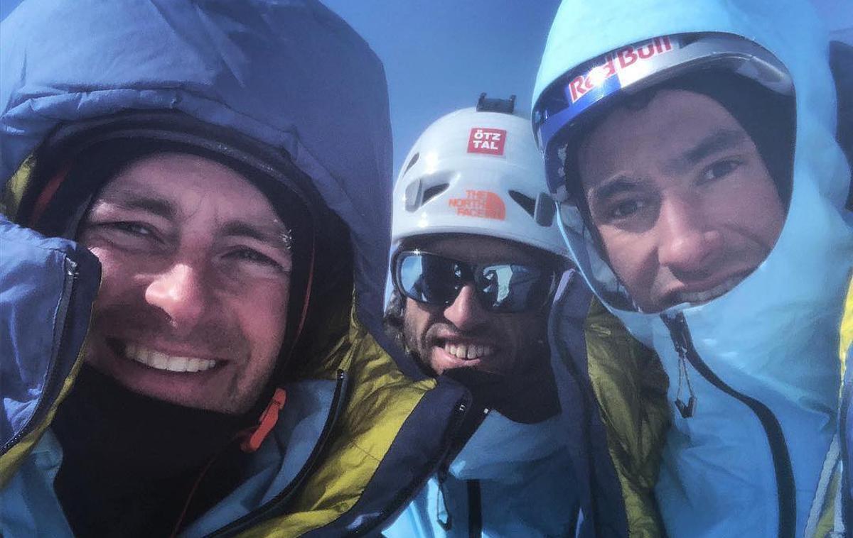 roskelley lama auer | To naj bi bil zadnji selfie, ki so ga alpinisti Jess Roskelley, David Lama in Hansjörg Auer posneli pred smrtjo v snežnem plazu. | Foto Instagram