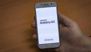 Samsung Galaxy A3 2017: "golf" pametnih telefonov