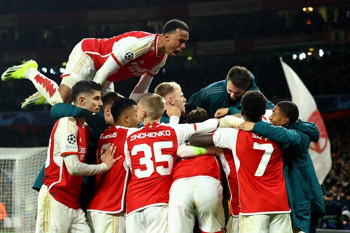 Arsenal | Arsenal se je prebil v četrtfinale lige prvakov prvič po letu 2010. Vmes je sedemkrat izpadel v osmini finala. | Foto Reuters