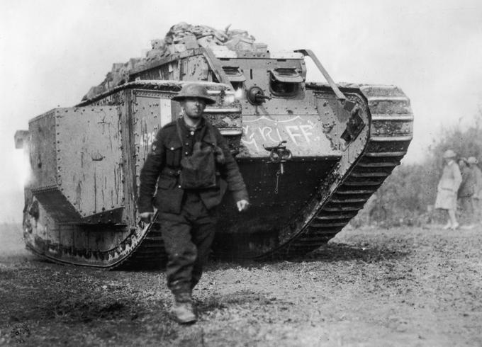 Britanski tank v prvi svetovni vojni. | Foto: Getty Images