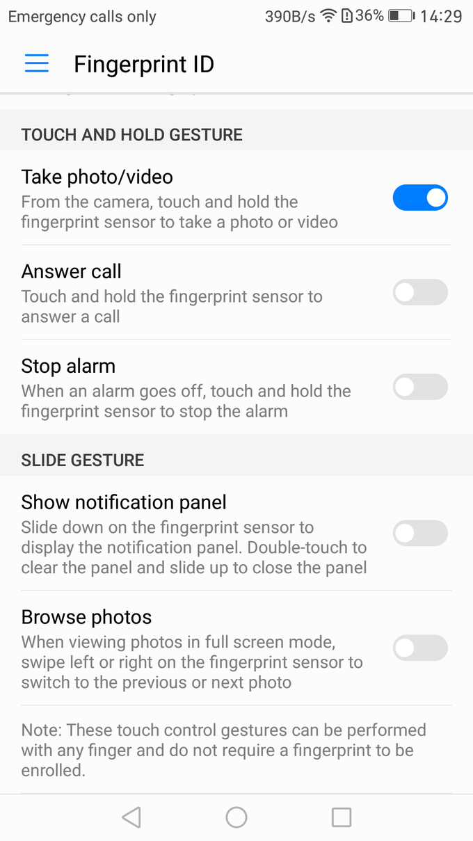 Čitalec prstnih odtisov na phabletu Huawei Mate 9 deluje hitro in zanesljivo, poleg razpoznavanja pooblaščenih uporabnikov pa ga lahko, če tako nastavimo, uporabimo tudi za nekatera opravila. | Foto: Srdjan Cvjetović