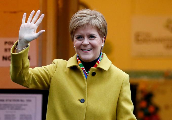 Škotska premierka Nicola Sturgeon se noče odpovedati načrtom o osamosvojitvi Škotske od Velike Britanije. | Foto: Reuters