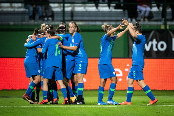 slovenska ženska nogometna reprezentanca, Slovenija : Nizozemska, kvalifikacije | Slovenke so zdaj pri sedmih točkah. | Foto Blaž Weindorfer/Sportida