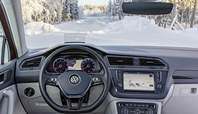 Največja prednost sistema je odsotnost vgrajenih žic v vidnem polju voznika, kar je pomanjkljivost obstoječih sistemov na trgu. | Foto: Volkswagen