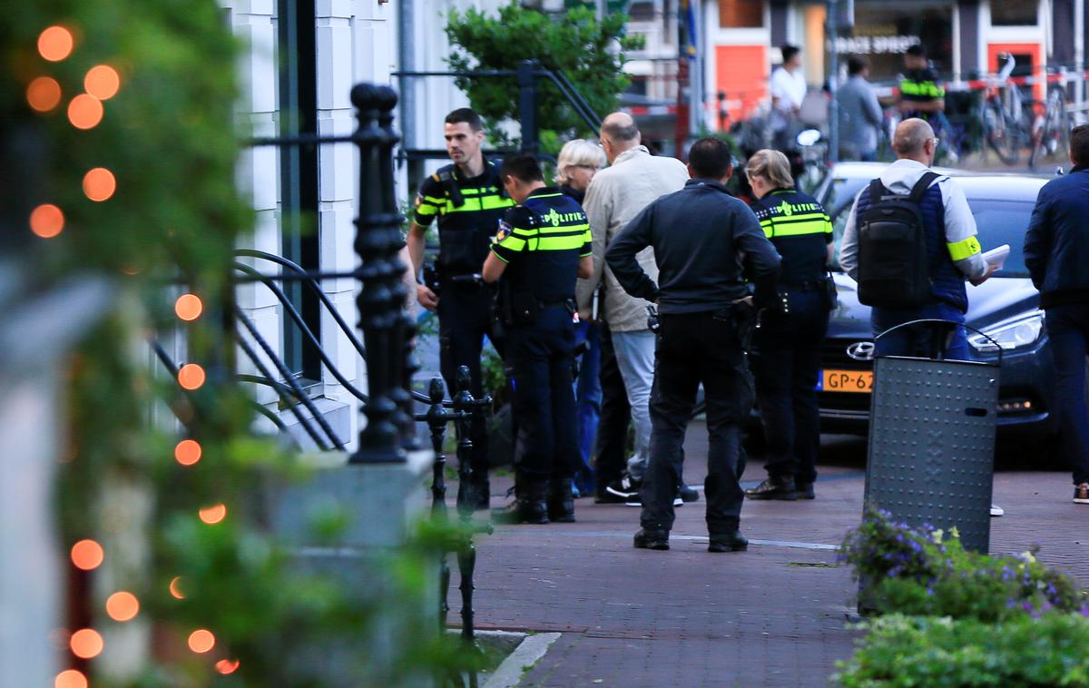 Peter R. de Vries | Nizozemskega preiskovalnega novinarja Petra R. de Vriesa so ustrelili pretekli teden na ulici, ko je zapuščal televizijski studio. | Foto Reuters