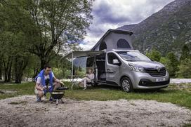 Adria active renault trafic - bivalni kombi