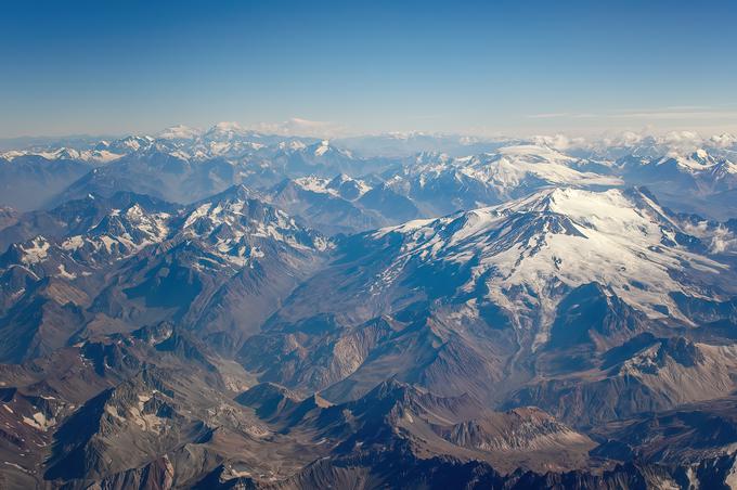 Andi so najdaljše gorovje na svetu, ki se razteza ob zahodni obali Južne Amerike. | Foto: Shutterstock
