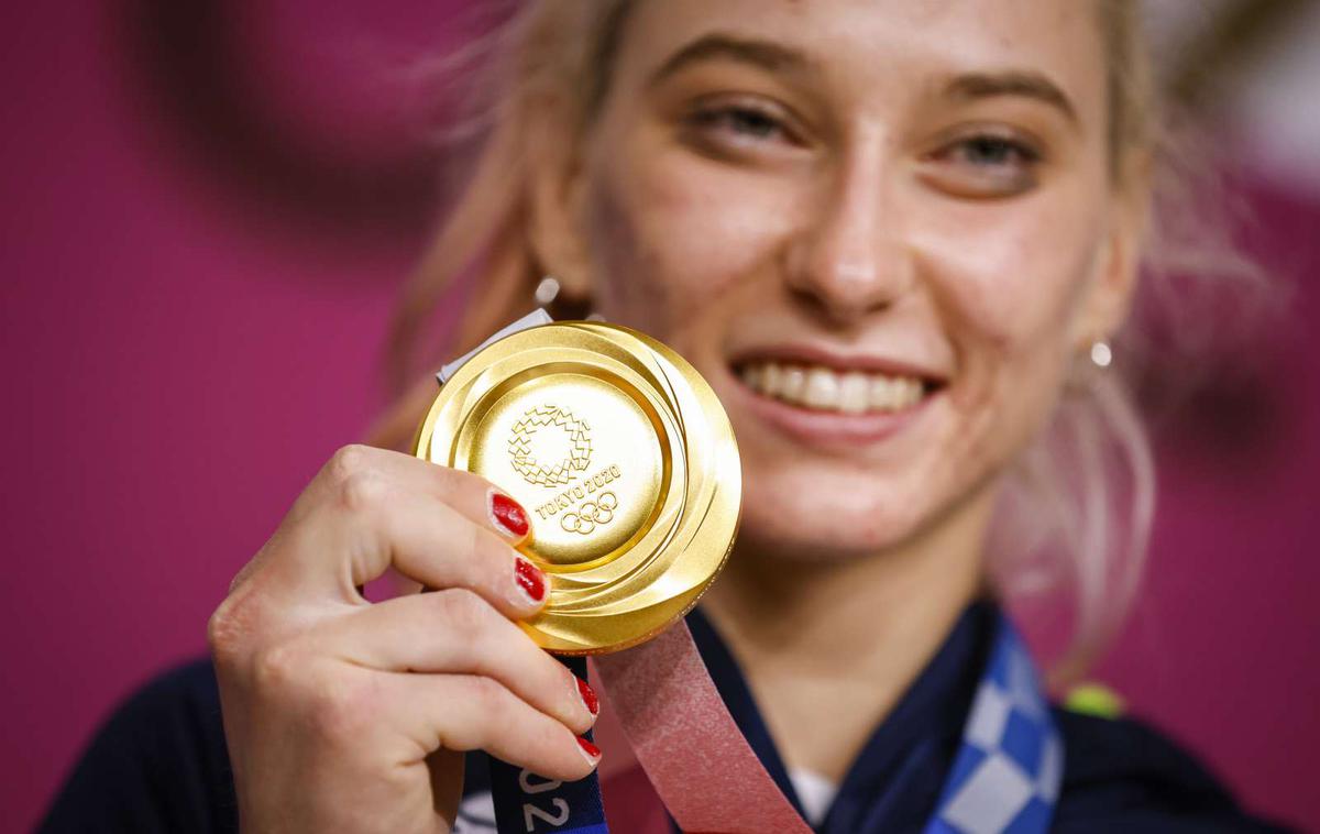 Janja Garnbret | Janja Garnbret je letos na olimpijskih igrah v Tokiu osvojila zlato medaljo. | Foto Anže Malovrh/STA