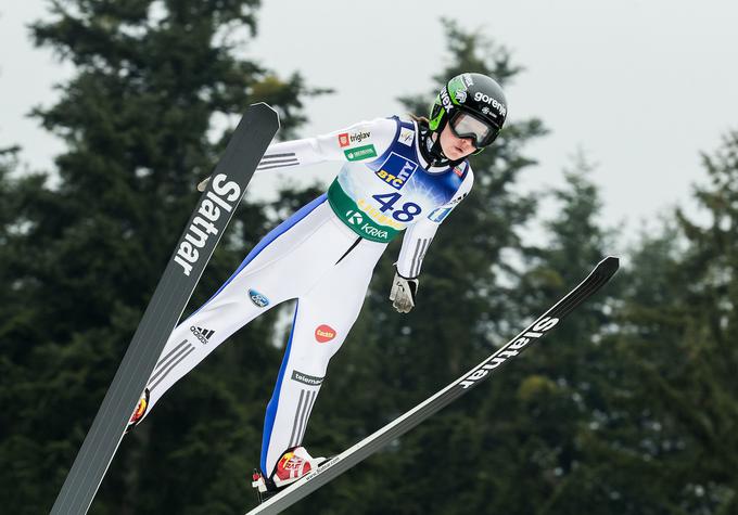 Ema je od slovenskih skakalk v najboljši formi. | Foto: Vid Ponikvar