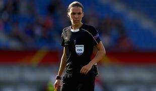 V elitni francoski nogometni ligi bo pravico prvič delila ženska