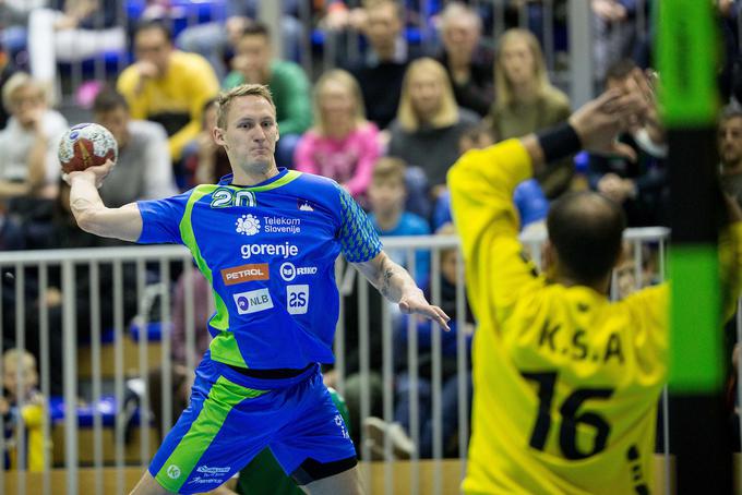 Tilen Kodrin je bil prvi strelec tekme, čeprav je je odigral le polovico. | Foto: Vid Ponikvar
