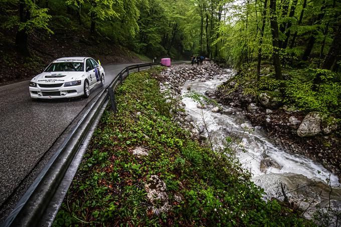 Zahtevna gorska dirka je bila dolga 4,9 kilometra. Tekmovalci so jo prevozili dvakrat.  | Foto: WRC Croatia