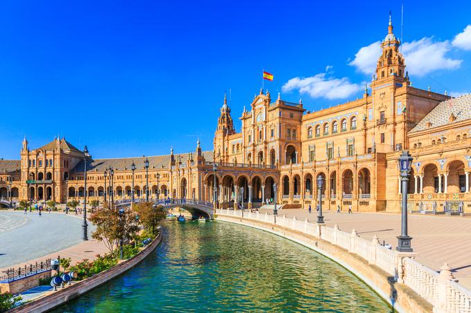 Sevilla, srce španske regije Andaluzija, je mesto gastronomije, kulture in več kot dvatisočletne zgodovine. | Foto: Shutterstock