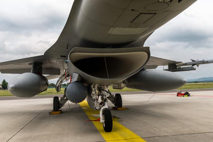 F16 - lovec letališče Cerklje | Foto: Klemen Korenjak