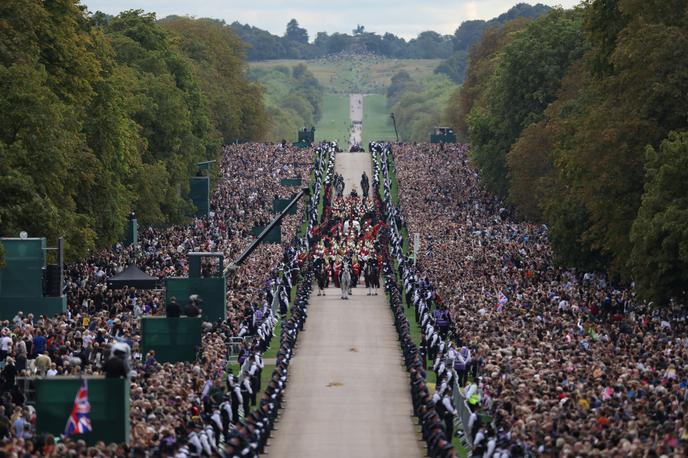Pogreb kraljice Elizabete | Pomembni svetovni dogodki so vedno priložnost za računalniške nepridiprave in njihova nečedna početja, smrt britanske kraljice ni izjema | Foto Reuters