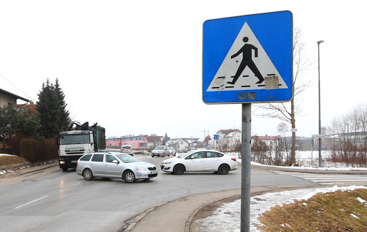 Križišče Zaloška Kašeljska cesta | Foto Gregor Pavšič