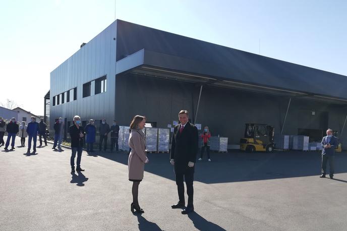 Obisk Boruta Pahorja v podjetju Kimi