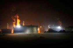 Silovita eksplozija v rafineriji na bosansko-hrvaški meji #video