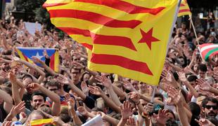 Španski kralj ostro: Skušali so zlomiti enotnost Španije #video
