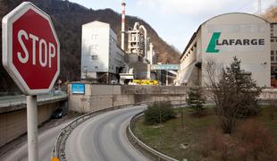 Upravno sodišče razveljavilo okoljevarstveno dovoljenje Lafarge Cementu