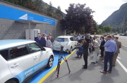 Švicarji odprli polnilnico, ki je zmogljivejša od mreže Tesle Motors