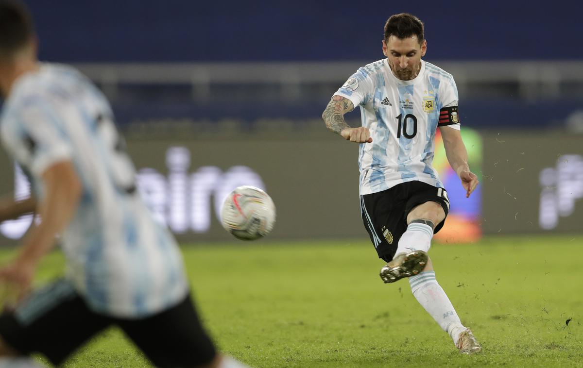 Lionel Messi | Lionel Messi je Argentino v vodstvo popeljal s prostega strela. | Foto Guliverimage