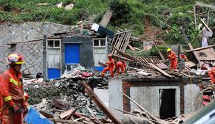 Na Kitajskem tajfun Lekima zahteval več kot 40 življenj