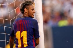 Soigralci prepričevali Neymarja, naj ostane v Barceloni