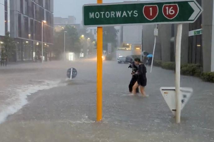 Nova Zelandija, poplave | V noči na petek je ponekod v mestu padlo do 265 milimetrov dežja. | Foto Reuters