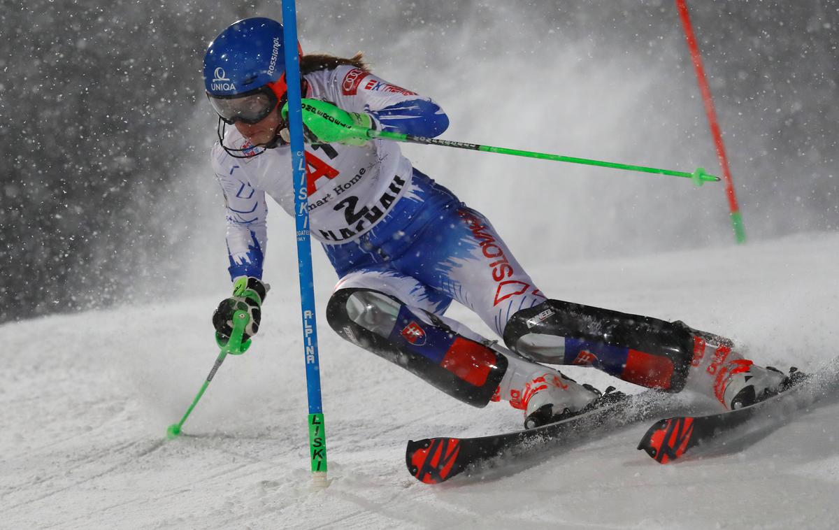 Petra Vlhova Flachau | Slovakinja Petra Vlhova je zmagovalka flachauskega slaloma pod reflektorji. | Foto Reuters