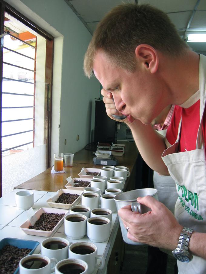Krešo Marin, pokušanje kave | Foto: osebni arhiv Kreša Marina