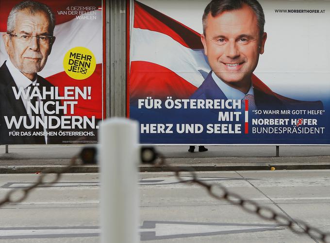 "Volitve se čuti, ker je še veliko plakatov po mestu, ni pa volilne mrzlice," pravi Luka. | Foto: Reuters